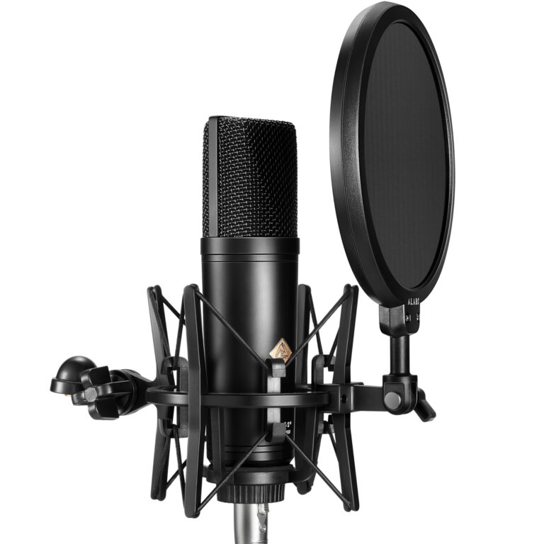 Best Microphones for Podcasting: Complete Buying Guide 2026